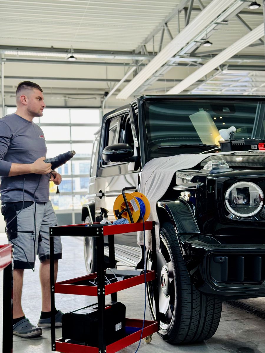 РЕМОНТ СКОЛІВ ТА ТРІЩИН