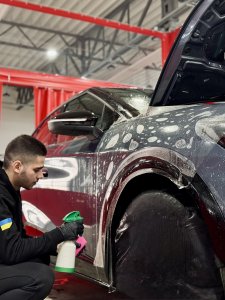 Роботи: антигравійна плівка